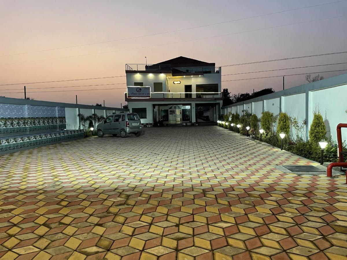 Sumedha G Village Resort And Spa Raiwala エクステリア 写真